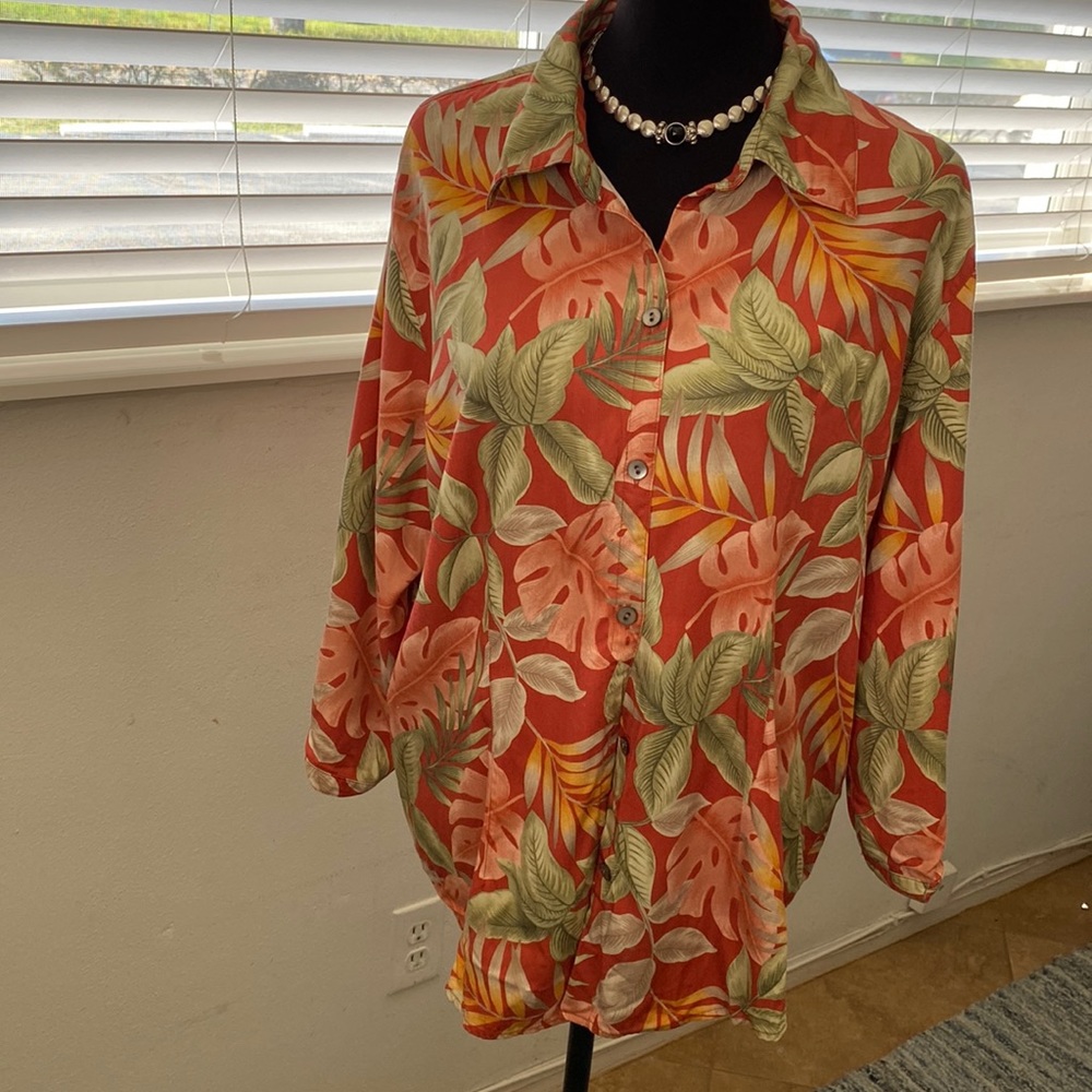 Caribbean Joe Women long sleeve beautiful leafy print 1X